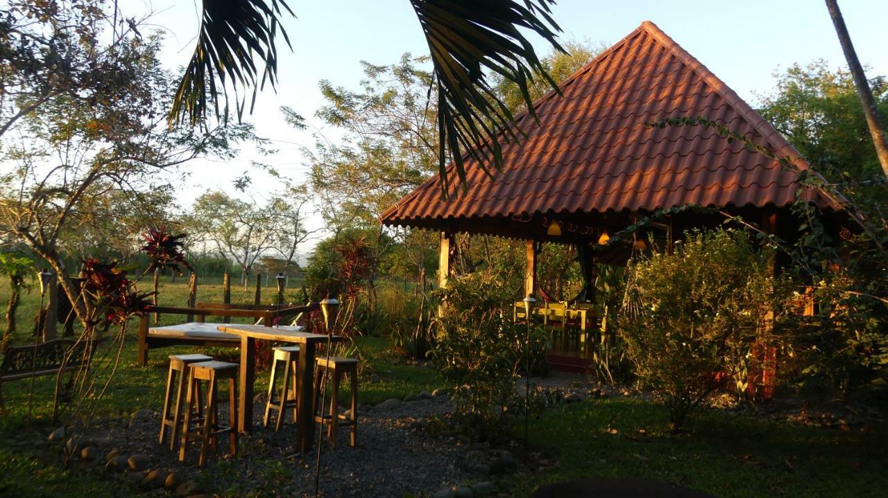 Naturalmente Boutique Bungalows Y Cocina Mediterranea Las Lajas Kültér fotó
