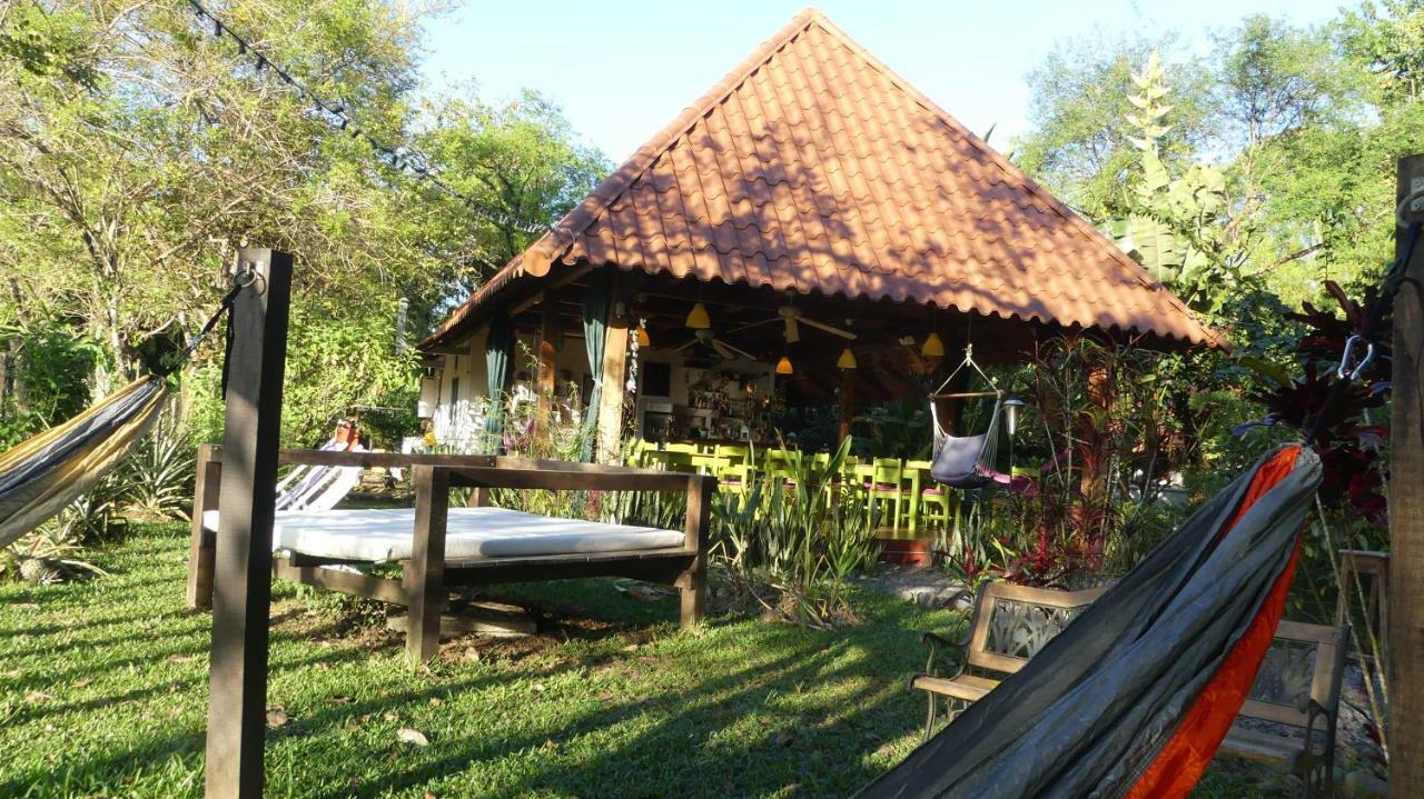 Naturalmente Boutique Bungalows Y Cocina Mediterranea Las Lajas Kültér fotó