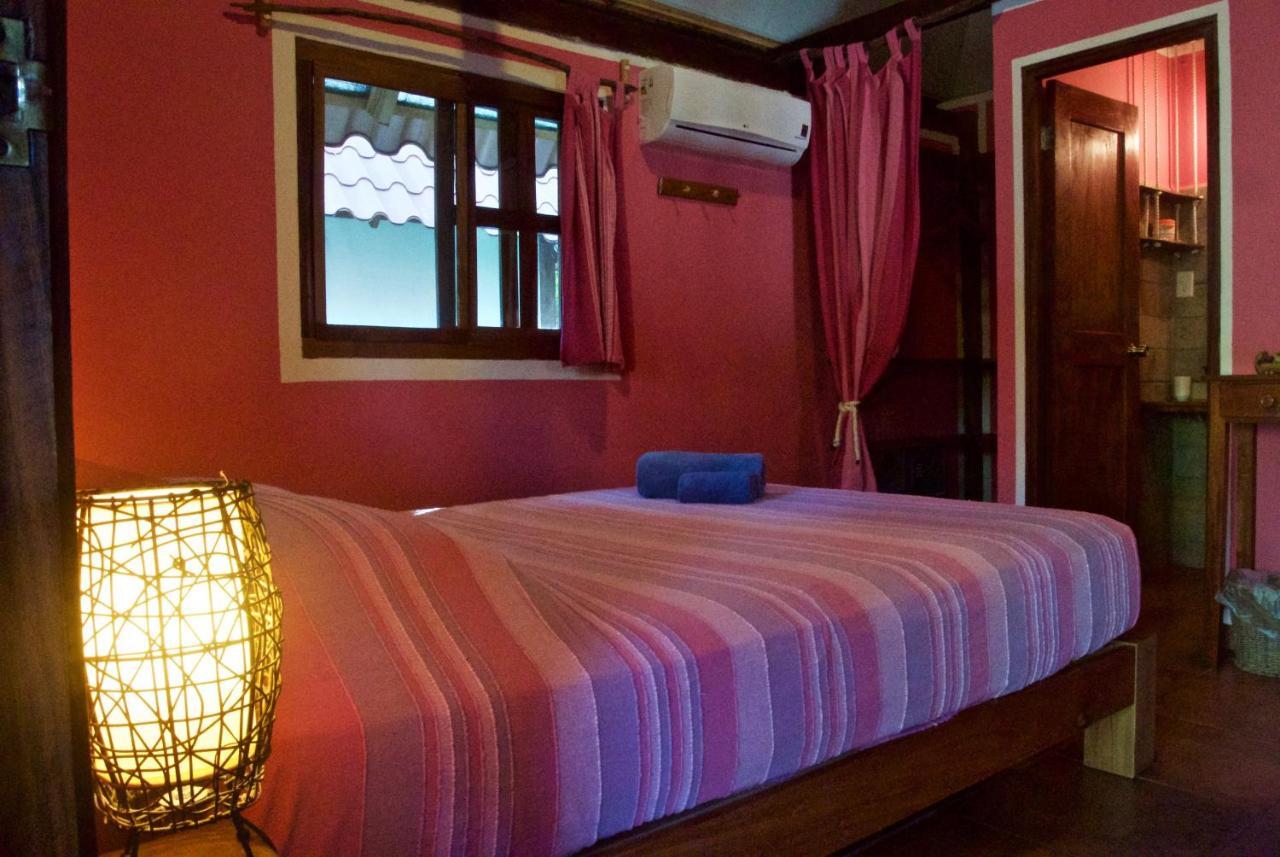 Naturalmente Boutique Bungalows Y Cocina Mediterranea Las Lajas Kültér fotó